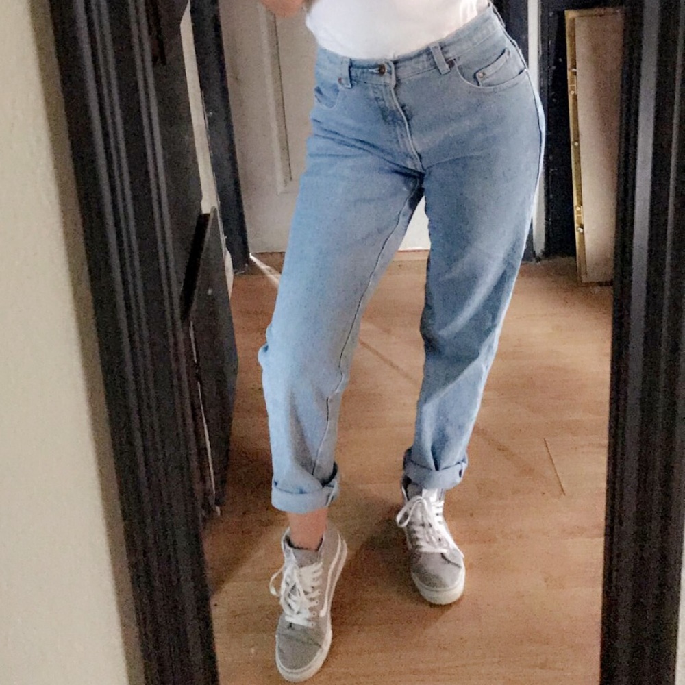 boyfriend / mom jeans